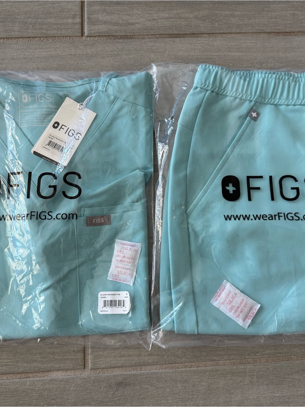 FIGS Seaglass - Top & Jogger Pants